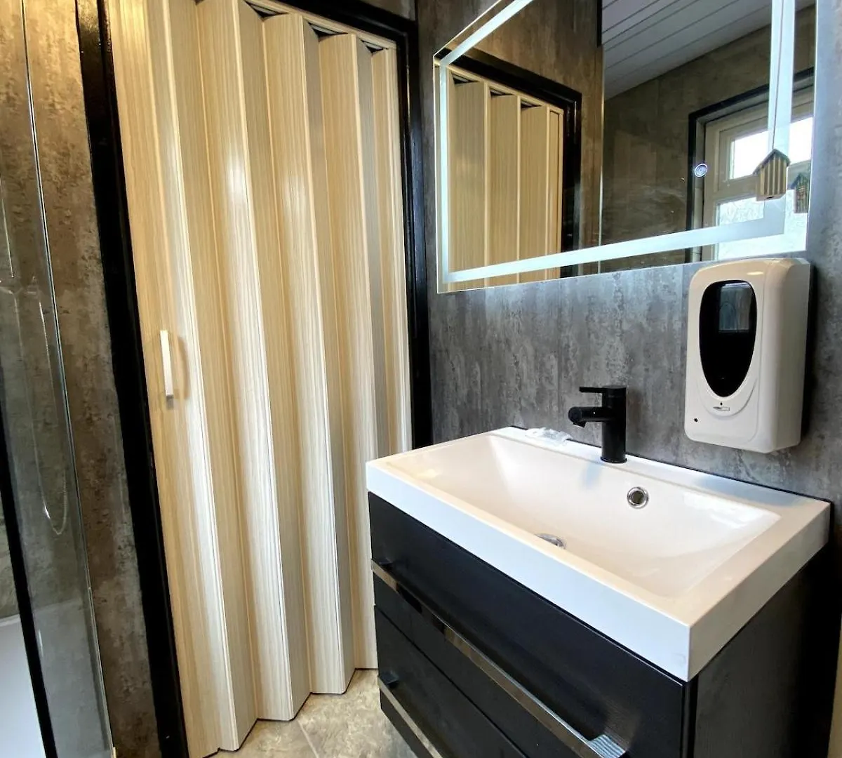 Apartment Cardiff City Studio Sleeps 4